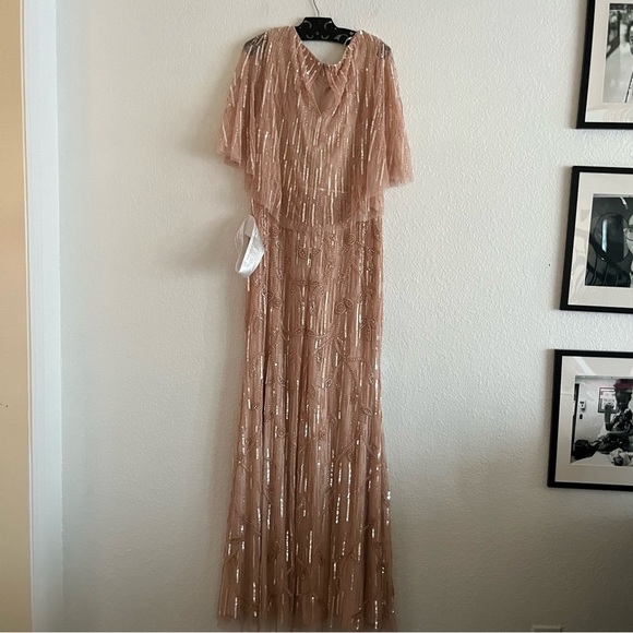 Mac Duggal - Beaded Cape Gown V Neck Dress Blush Size 8 NWT #9064 - Picture 7 of 9